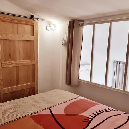 Duplex Refait A Neuf 2 Vue Climatise Wifi Piscine Chauffee *