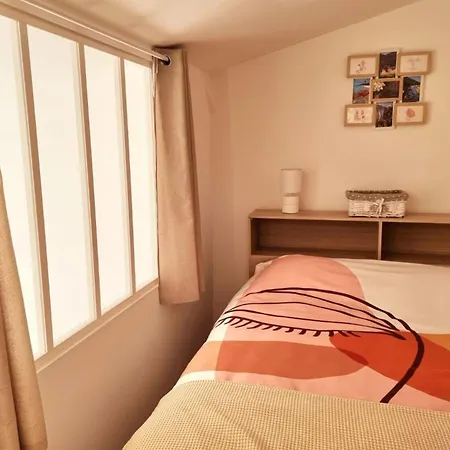Duplex Refait A Neuf 2 Vue Climatise Wifi Piscine Chauffee
