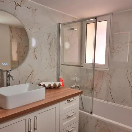 Duplex Refait A Neuf 2 Vue Climatise Wifi Piscine Chauffee Serra-di-Ferro (Corsica)